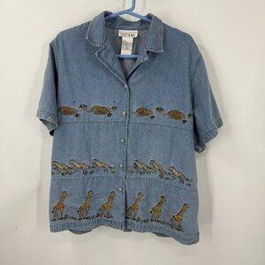 Casey & Max vintage 90s denim shirt featuring embroidered safari animals XL